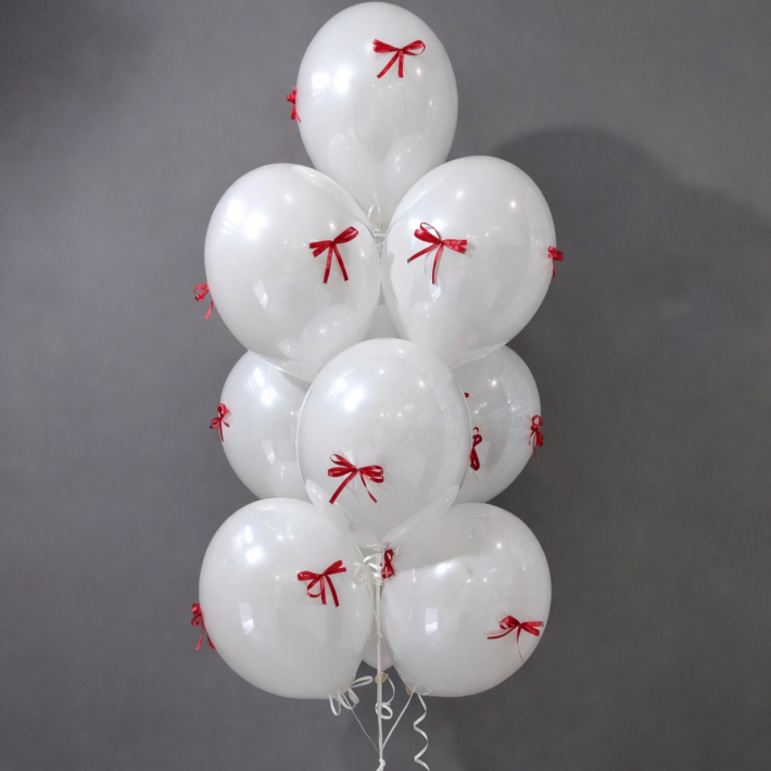 Шарики глянцевые с бантиками