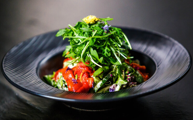 Теплый салат с  соевым соте