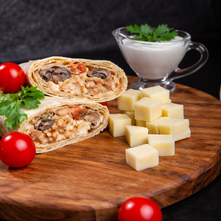 Шаурма «Сырная» с курицей