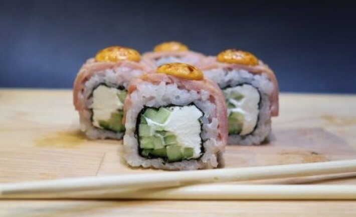 Запечённый ролл «Тунец-гриль»