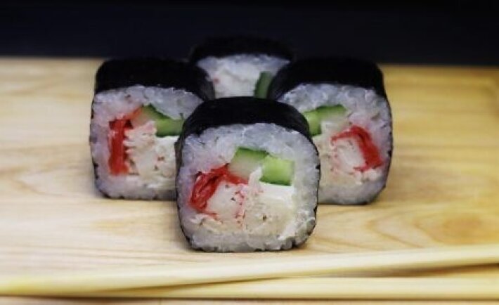 Ролл «Кани Кюри»