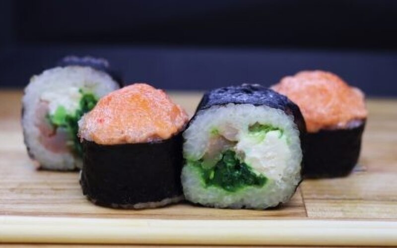 Запечённый ролл «Номио»