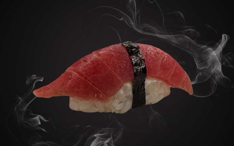 Нигири с тунцом