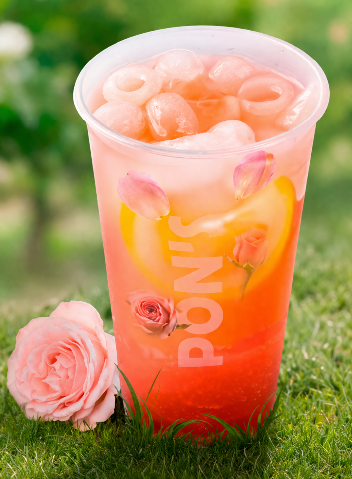 Освежающий напиток «Освежающая роза» с бутонами роз