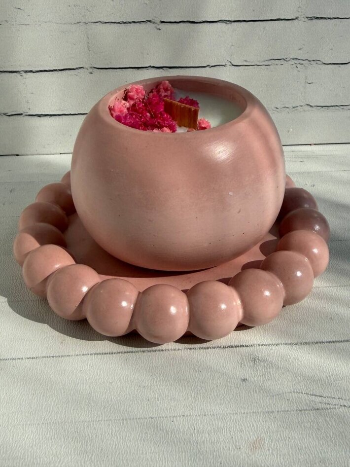 Свеча в наборе с подставкой