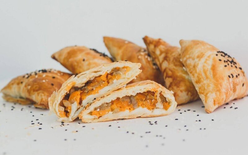 Самса с капустой и тыквой