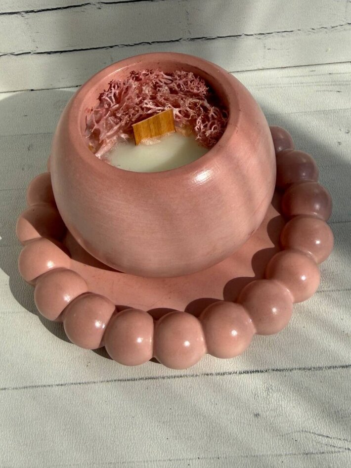 Свеча в наборе с подставкой