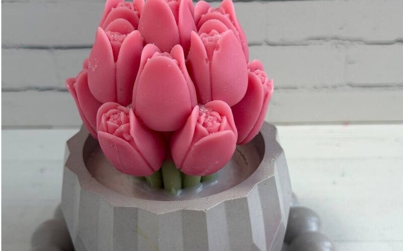 Ароматическая свеча «Букет тюльпанов»