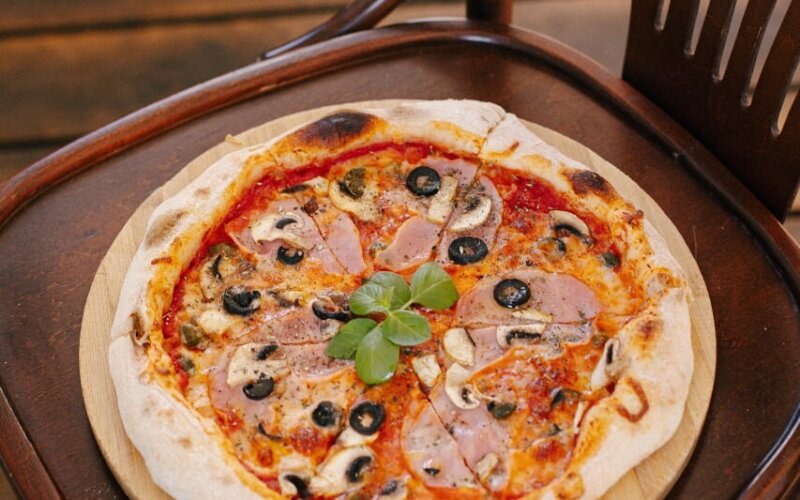 Пицца "Капричоза"