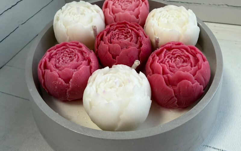 Ароматическая свеча ”Букет пионов”