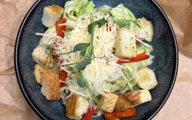 Салат «Цезарь» овощной