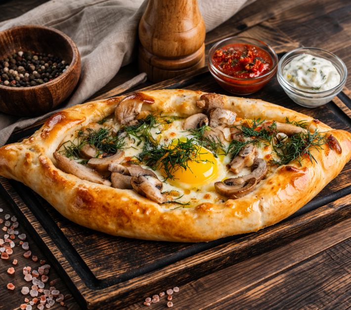 Хачапури с мясом и грибами