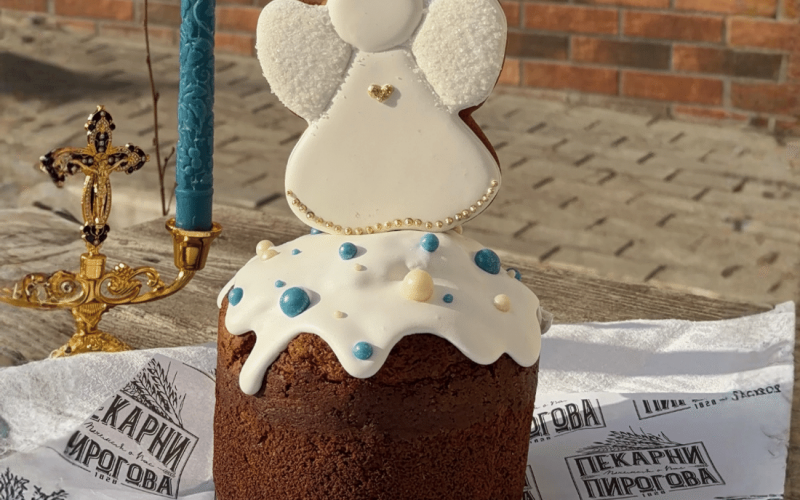 Пасхальный маковый кулич с кремом из сгущенки «Ангел»