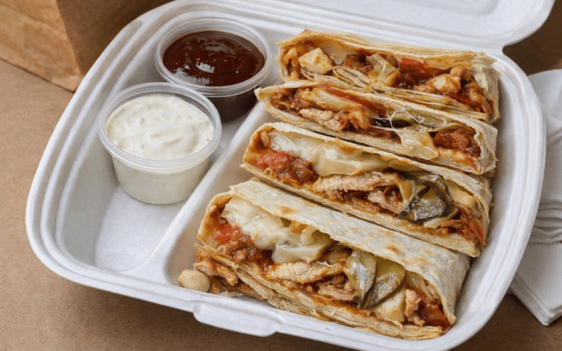 Буритас с курицей