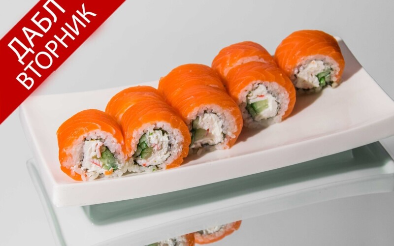 Ролл с форелью и снежным крабом (ДаблВторник)