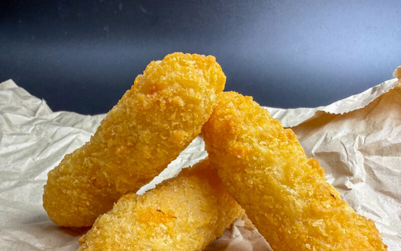 Сырные палочки чеддер