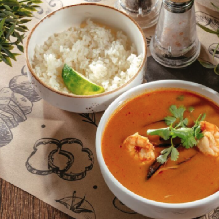 Суп «Том-ям» с морепродуктами