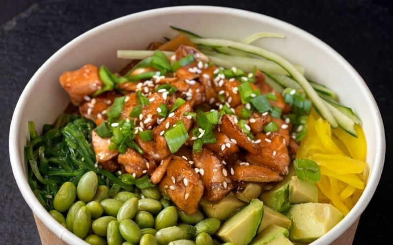 Поке запеченный лосось