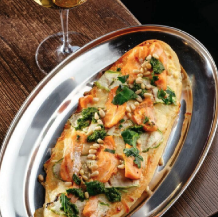 Домашняя лепешка с рыбой