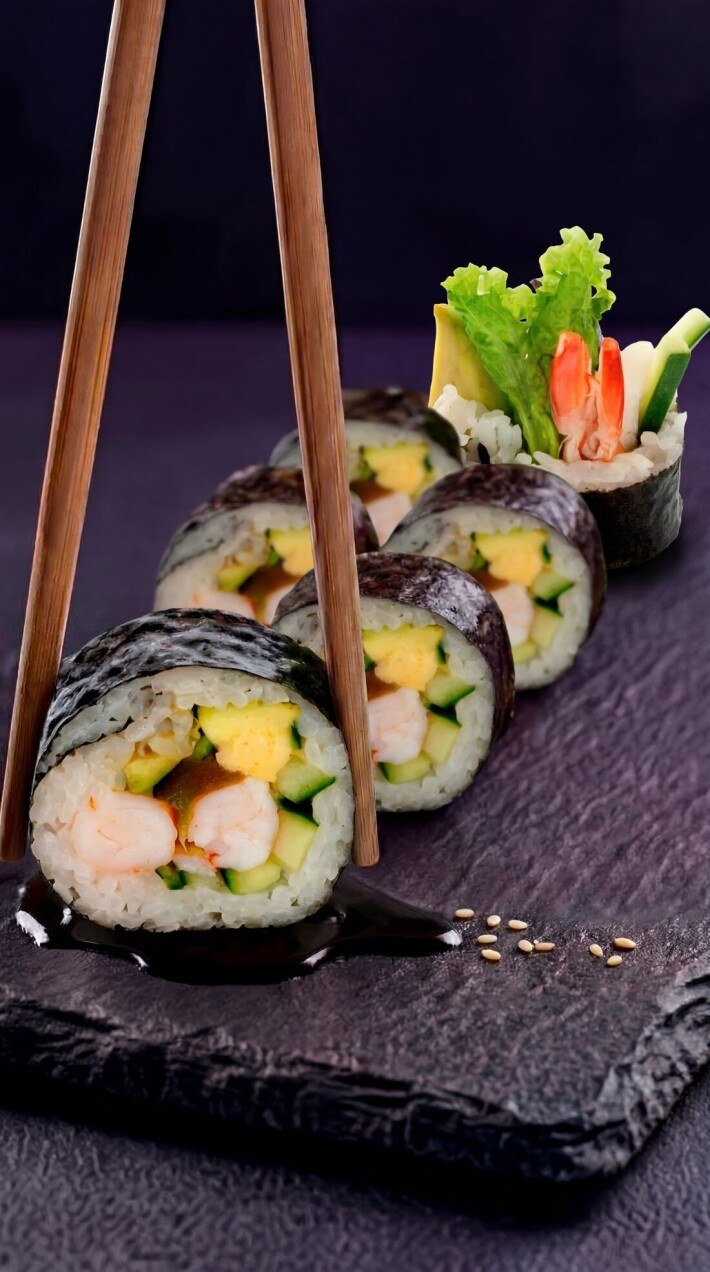 Маки с креветкой