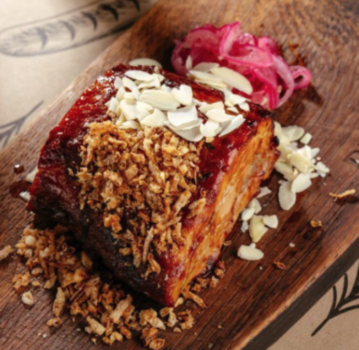 Свиные ребра в ягодном барбекю