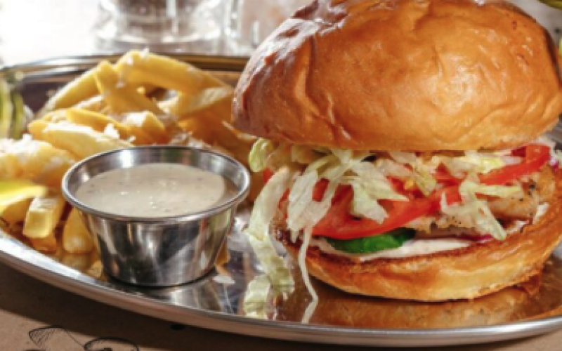 Бургер с цыпленком