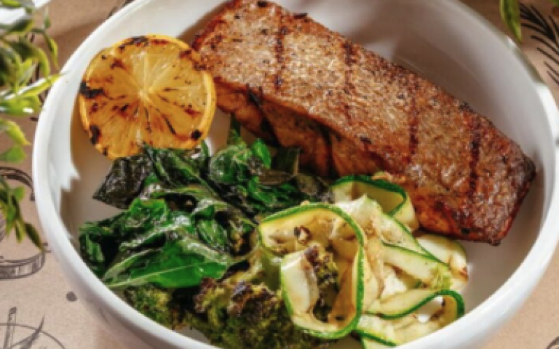 Стейк из лосося