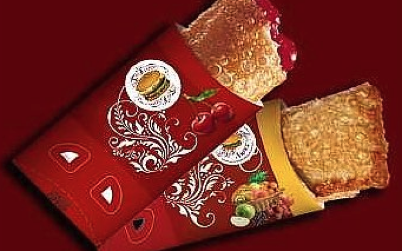 Пирожок с вишней