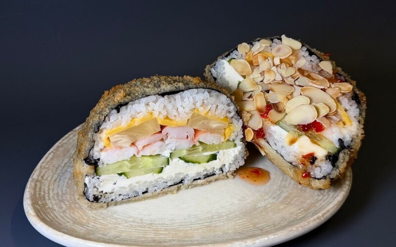 Бургер с креветкой