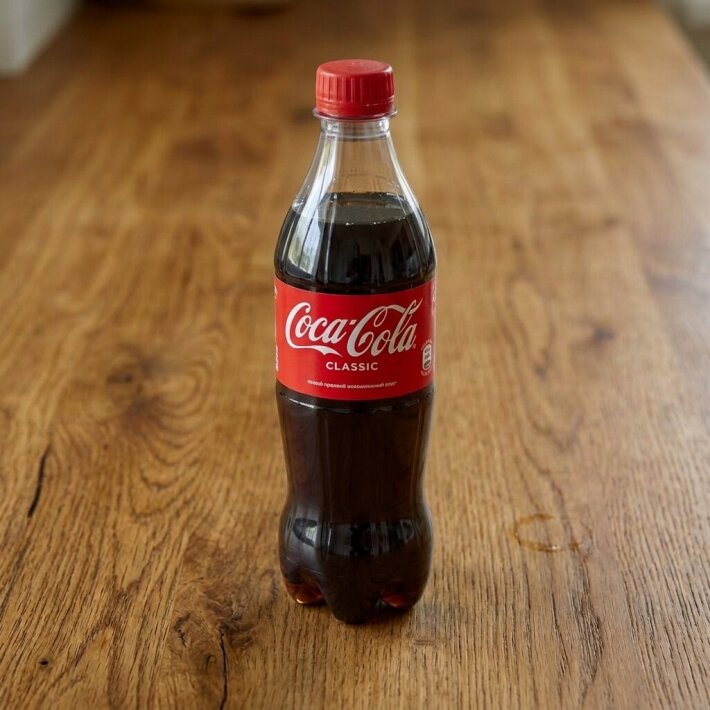 Напиток газированный «Coca-cola»