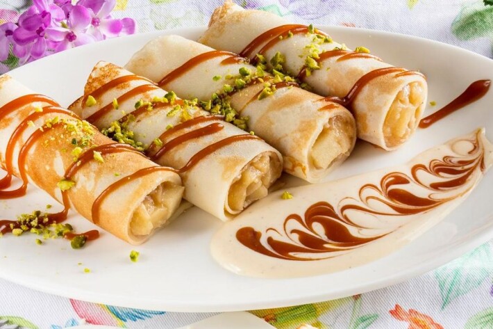 Блинчики с карамельным соусом