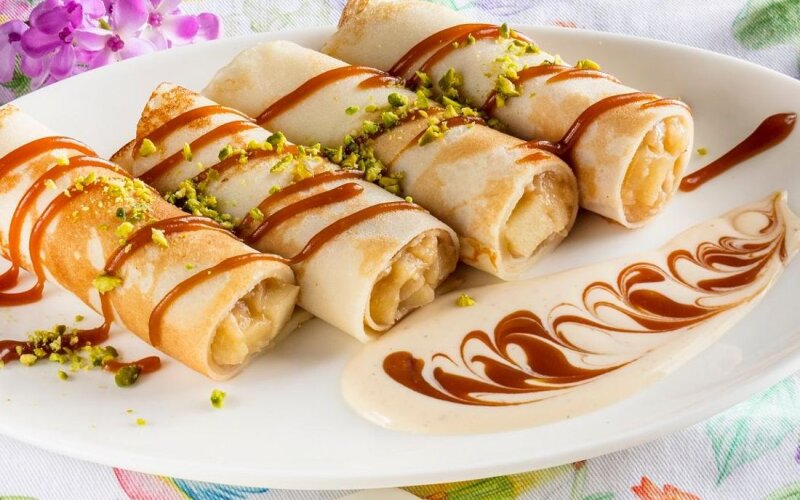 Блинчики с карамельным соусом