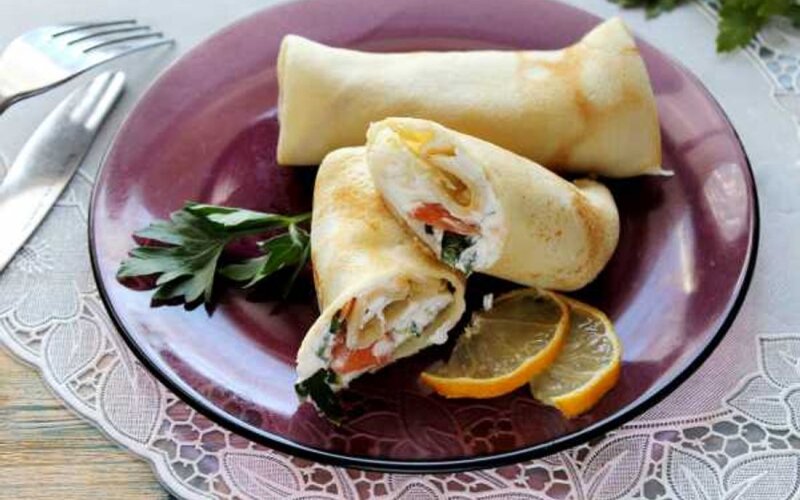 Блинчики с лососем и творогом