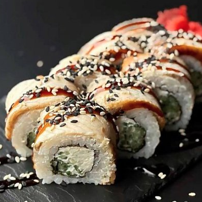 Ролл «Угорь в кунжуте»