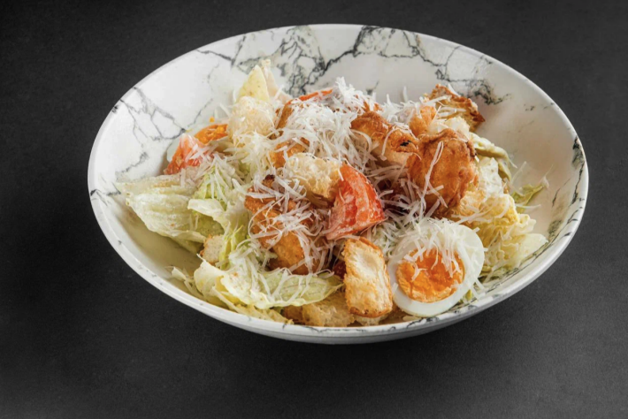 Салат «Цезарь» с цыпленком