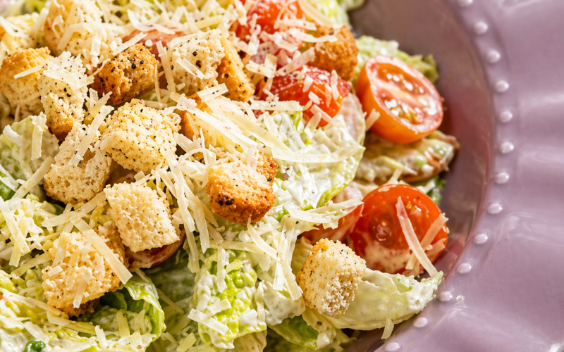 Салат «Цезарь» с креветками