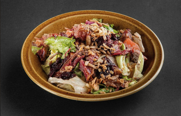 Салат с говяжьим ребром и картофелем