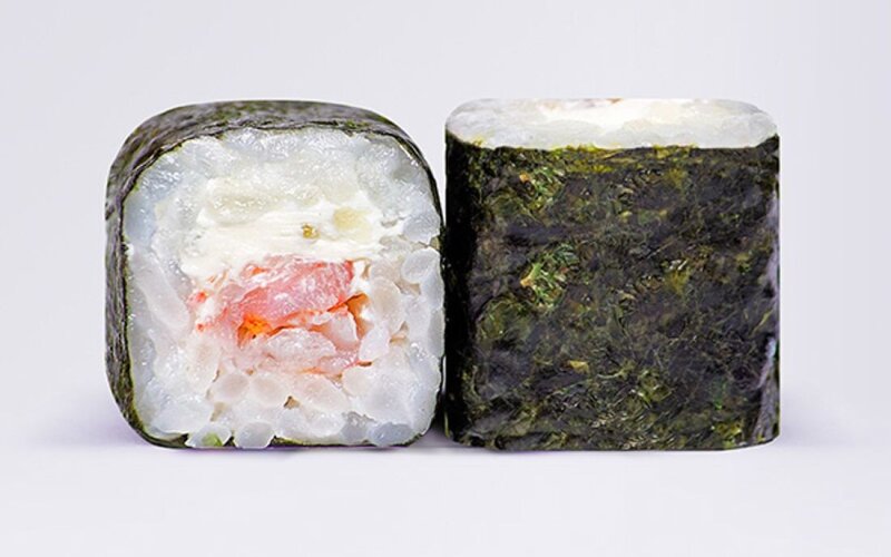 Ролл с креветкой