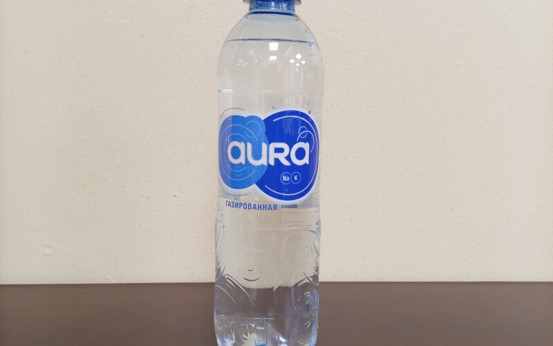 Вода «Aura» газированная
