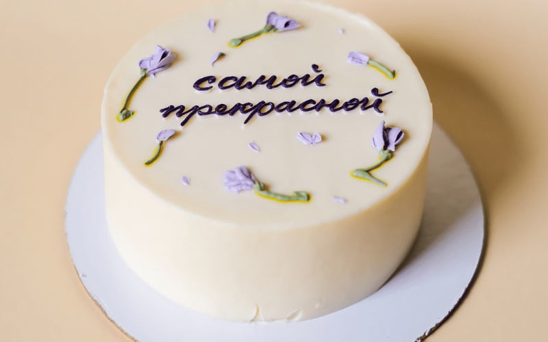 Торт «Бенто ваниль/клубника» № 9