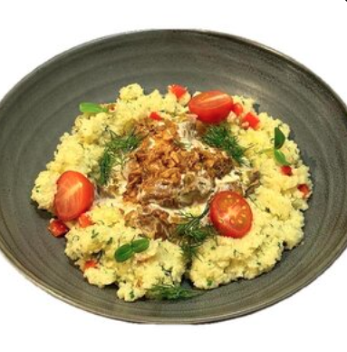 Баранина томленая с кускусом и овощами