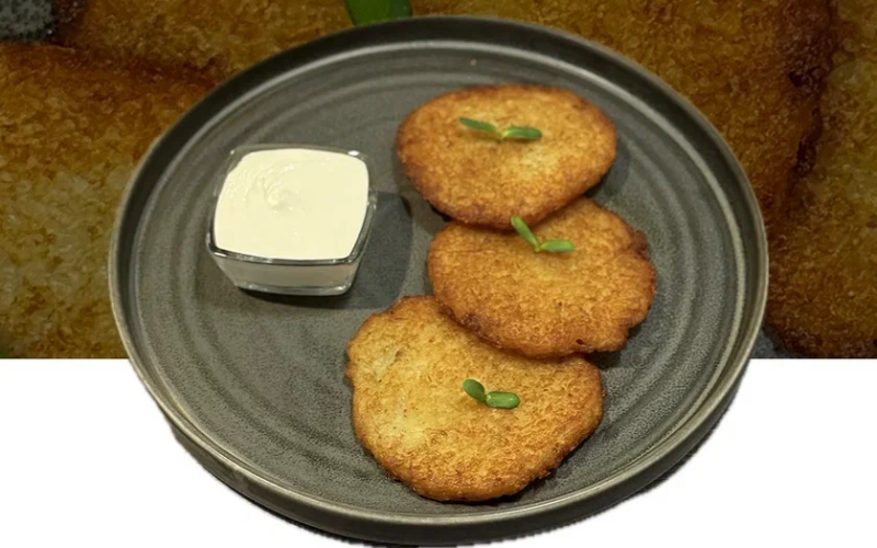 Драники со сметаной