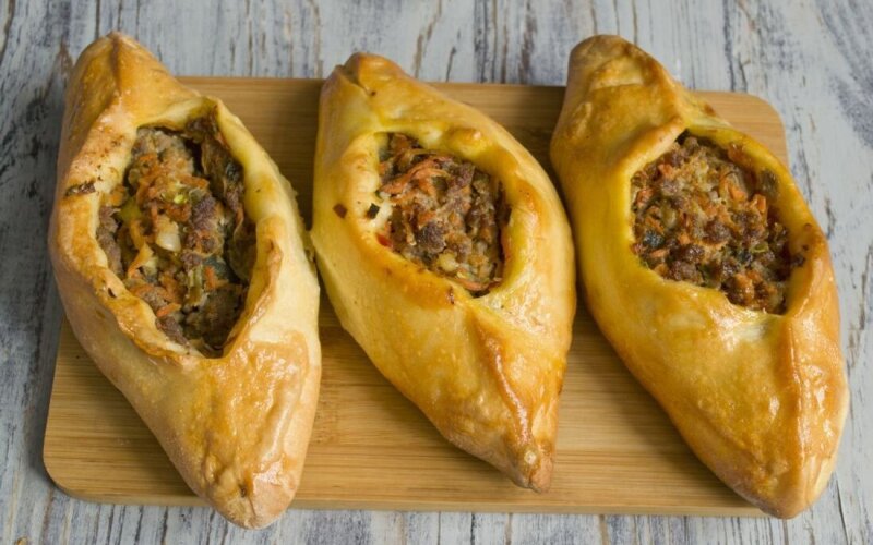 Расстегай с мясом