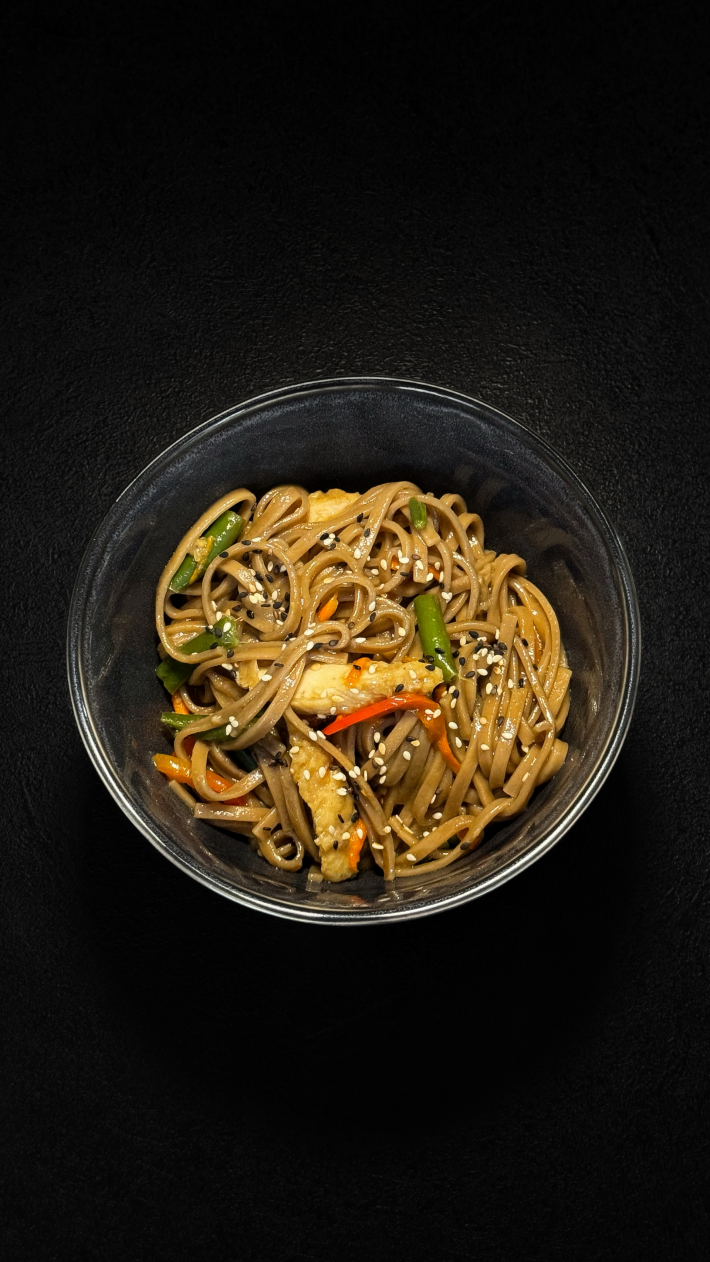 Wok лапша «Соба» с курицей
