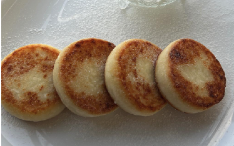Сырники с творогом и сметаной