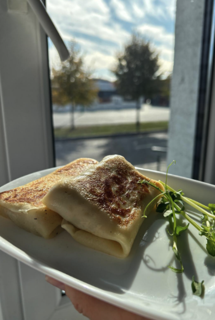 Блины с ветчиной и сыром
