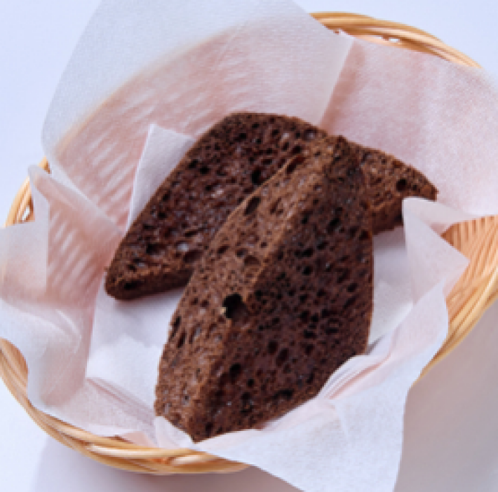 Ржаная булочка с оливковым маслом