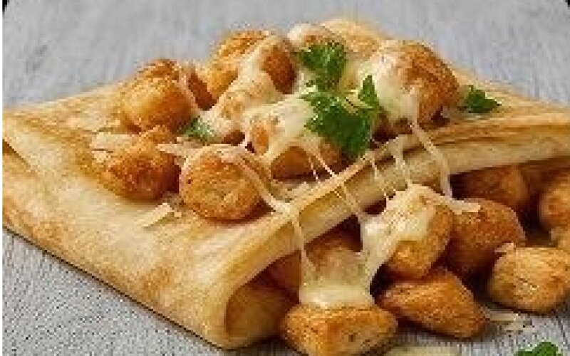 Блин с сыром и курицей
