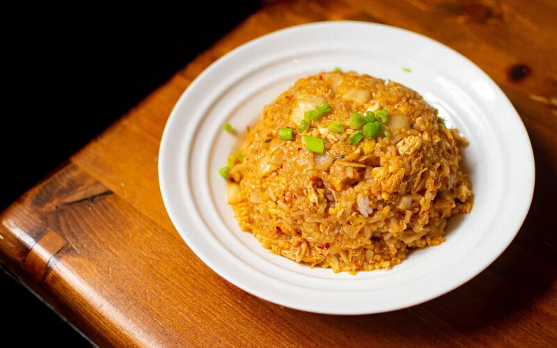 Жареный рис с кимчи