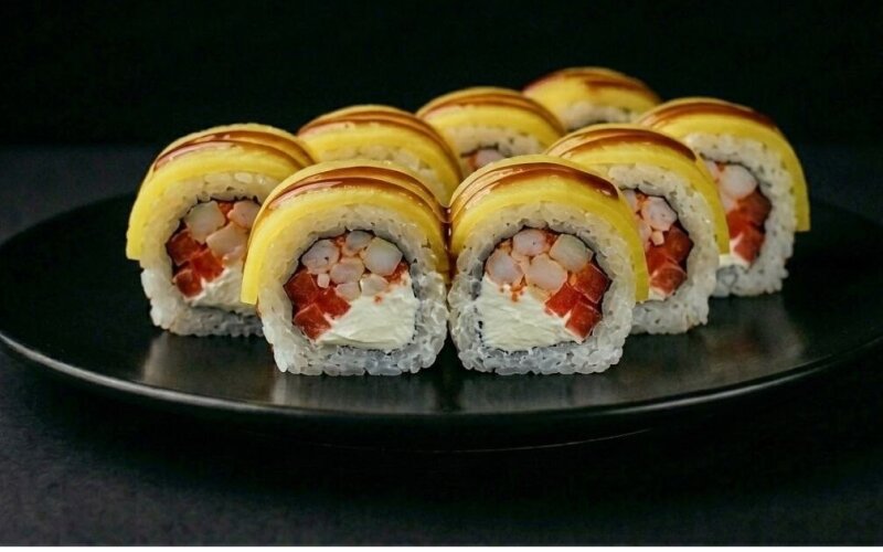 Ролл «Такуан» с морепродуктами